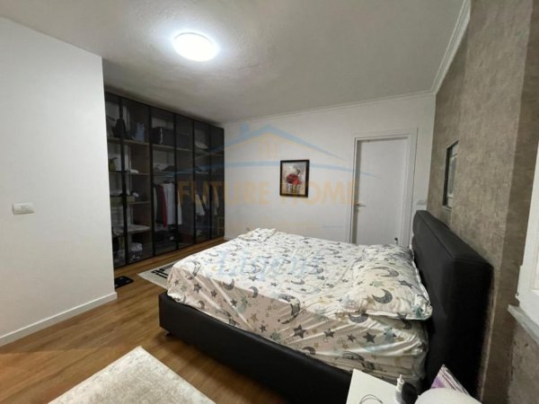 Tirane, jepet me qera apartament Kati 6, 95 m² 1.800 €
