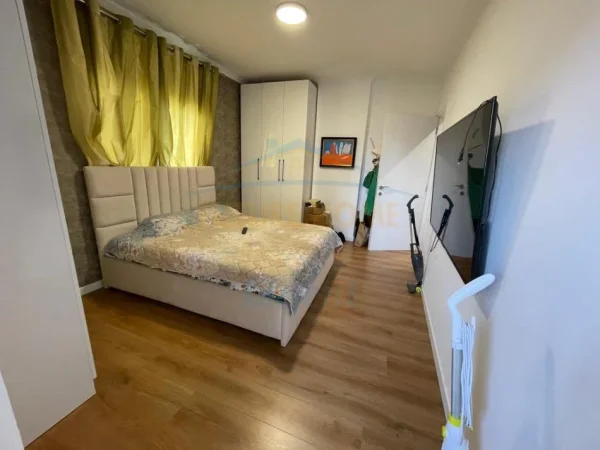 Tirane, jepet me qera apartament Kati 6, 95 m² 1.800 €