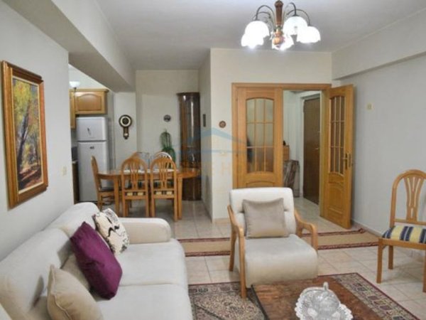 Tirane, jepet me qera apartament Kati 0, 106 m² 800 €