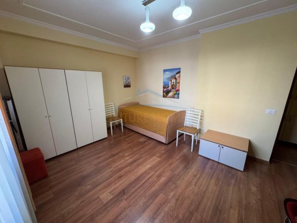 Tirane, jepet me qera apartament Kati 4, 116 m² 1.800 € 