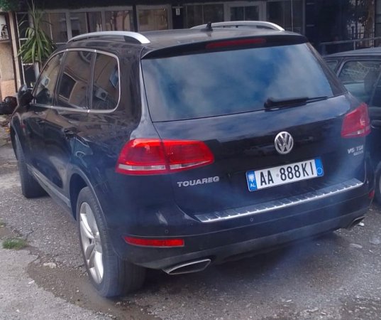 Tirane, shes SUV OKAZION VOLKSWAGEN TOUAREG PANORAMA 2.5 TDI Nafte, e zeze automatik Klima 166.801 km