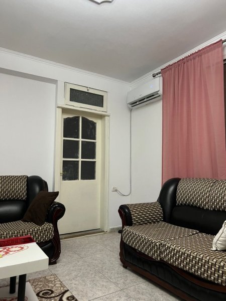 JEPET ME QERA SHTËPI 1+1 – 1-KATËSHE – ALI DEM 400 €