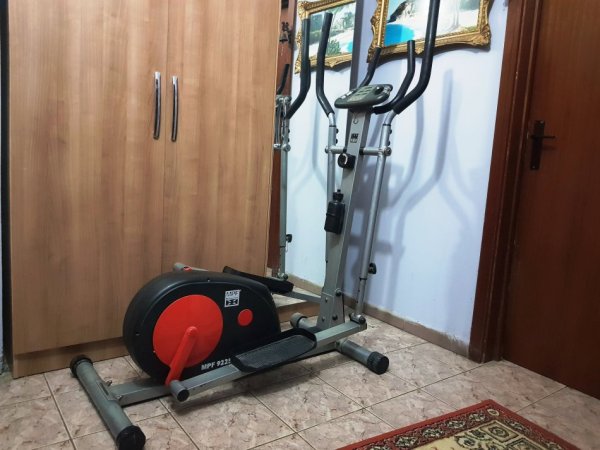 Tirane, shes BICIKLETE fitnes palestrimi 150 €