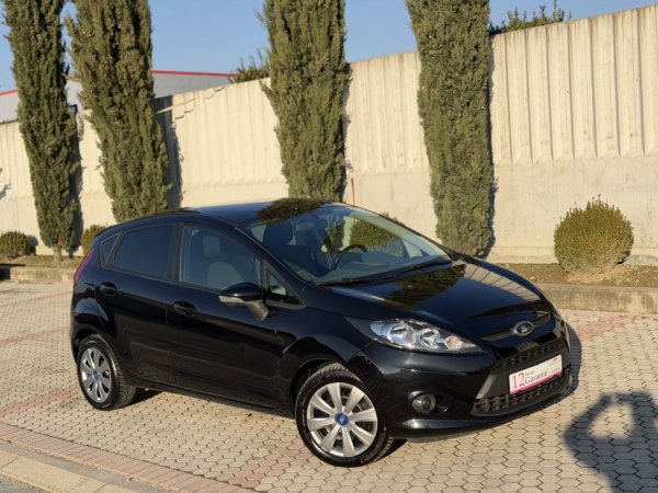 FORD FIESTA 1.4 NAFTE 👉 2011 👈 kambio MANUALE  4.200 €