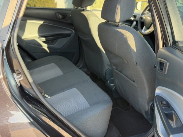 FORD FIESTA 1.4 NAFTE 👉 2011 👈 kambio MANUALE  4.200 €