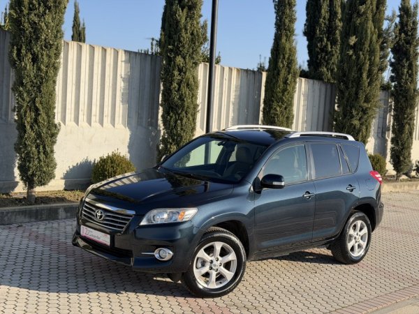 TOYOTA RAV4 - 2.2 NAFTE 👉 2012 👈 kambio MANUALE - 4 X 4 - 8.200 €