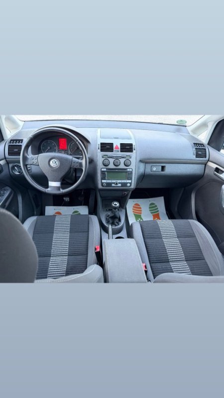 VOLKSWAGEN TOURAN 1.9 NAFTE 👉 2010 👈 kambio MANUALE - 7 VENDE 5.900 €