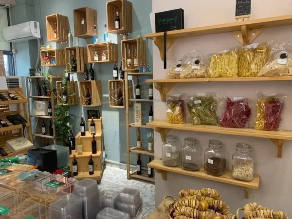 Tirane, ofroj SHITET BIZNES