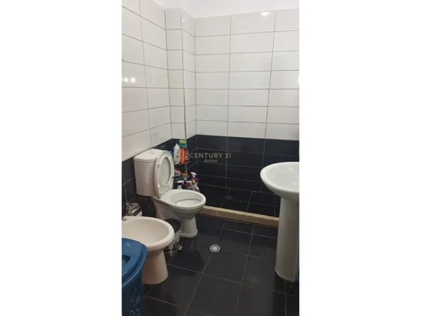 Tirane, shitet apartament Kati 2, 111 m² 115.000 € 