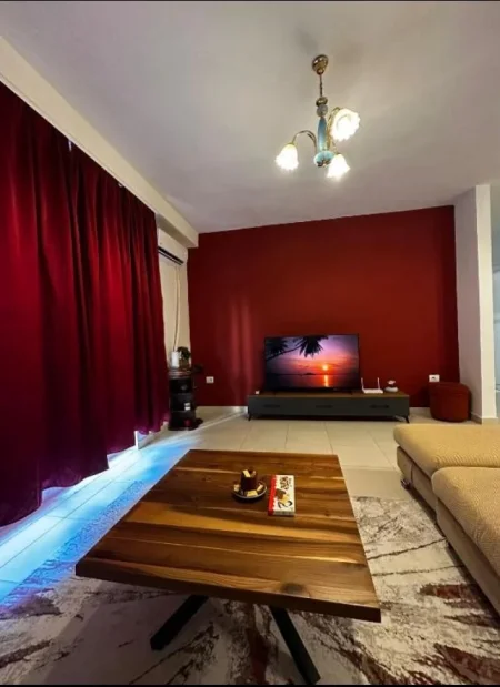 Tirane, jap me qera apartament 2+1+Ballkon Kati 3, 97 m² 900 € (Jordan Misja , Tirane)