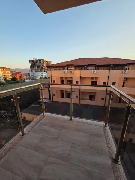 Shengjin, shitet 2+1+Ballkon Kati 2, 109 m²