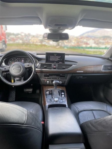 Tirane, shes makine Audi A7 3.0 TDI Nafte, gri metalizato automatik Klima 195.000 km 10.900 €