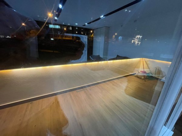 Tirane, jepet me qera apartament 2+1 Kati 1, 200 m² (Komuna e parisit)