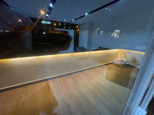 Tirane, jepet me qera apartament 2+1 Kati 1, 200 m² (Komuna e parisit)