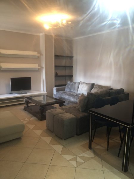 Tirane, jepet me qera apartament 2+1+Aneks+Ballkon Kati 6, 110 m² 700 € (Rruga Siri Kodra hotel Black Diamond)