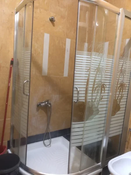 Tirane, jepet me qera apartament 2+1+Aneks+Ballkon Kati 6, 110 m² 700 € (Rruga Siri Kodra hotel Black Diamond)