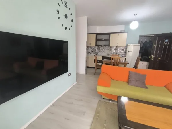 Tirane, jepet me qera apartament 2+1+Ballkon Kati 6, 78 m² 380 € (Bulevardi Migjeni)