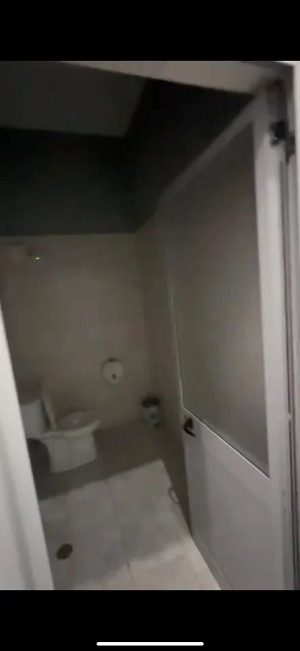 Tirane, jepet me qera dyqan Kati 0, 120 m² 550 € (Rruga e Dibres JO AGJENSI)