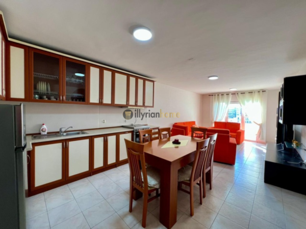 Tirane, jepet me qera apartament 1+1 Kati 5, 63 m² 400 € (Laprake)