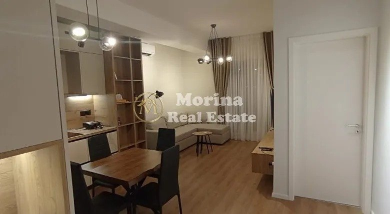 Tirane, jepet me qera apartament 1+1 Kati 5, 55 m² 450 € (Ali Demi)