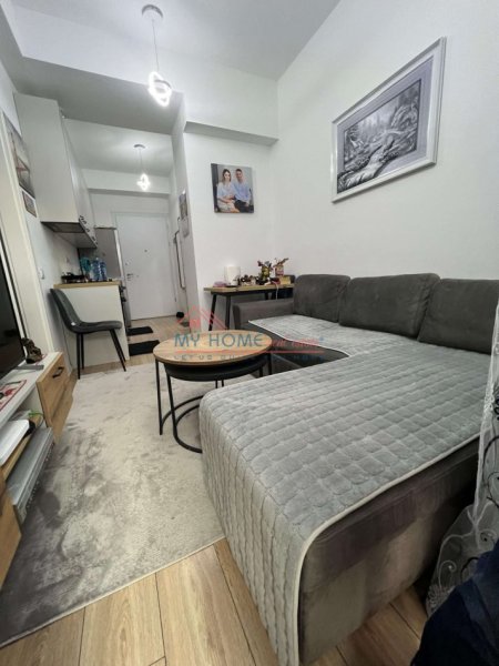 Tirane, jepet me qera apartament 1+1+Ballkon Kati 6, 50 m² 400 € (Rruga Pasho Hysa)