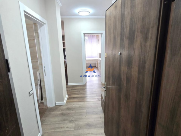 Tirane, jepet me qera apartament 2+1 Kati 6, 85 m² 800 €