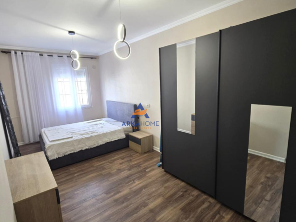 Tirane, jepet me qera apartament 2+1 Kati 6, 85 m² 800 €