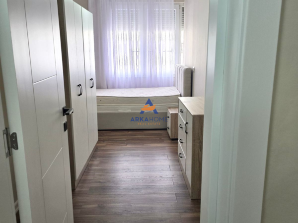 Tirane, jepet me qera apartament 2+1 Kati 6, 85 m² 800 €