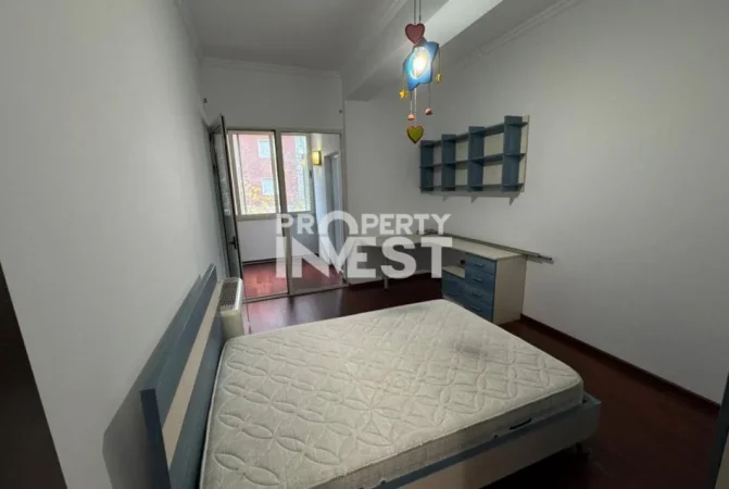 Tirane, shitet apartament 2+1 Kati 4, 124 m² 372.000 € (Rruga e Kosovareve)