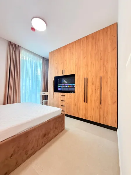 Tirane, jepet me qera apartament 2+1+Ballkon , 95 m² 700 € (Rezidenca Forest, pranë Liqenit të Thatë)