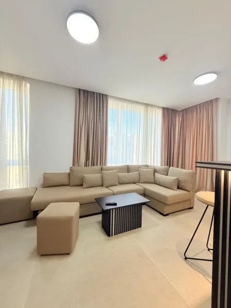 Tirane, jepet me qera apartament 2+1+Ballkon , 95 m² 700 € (Rezidenca Forest, pranë Liqenit të Thatë)