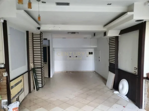 Tirane, shes ambjent biznesi Kati 0, 50 m² 85.000 € (Ish Parku)