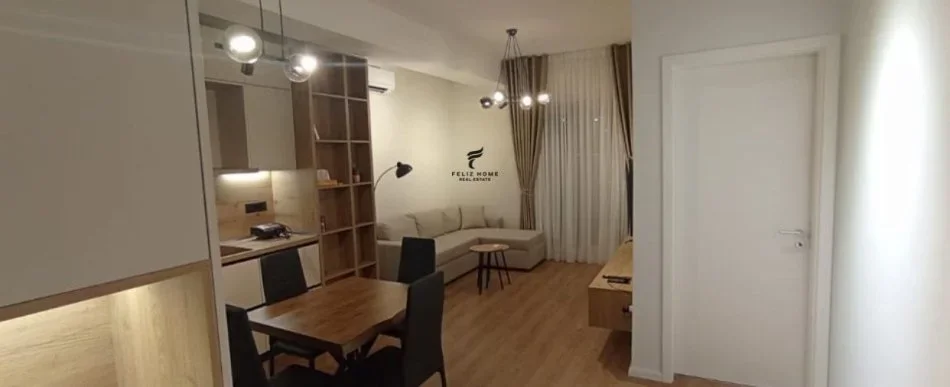 Tirane, jepet me qera apartament 1+1 Kati 5, 53 m² 500 € (ALI DEMI)