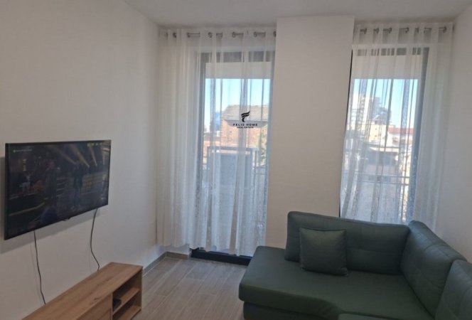 Tirane, jepet me qera apartament 1+1 Kati 2, 70 m² 750 € (MINE PEZA)