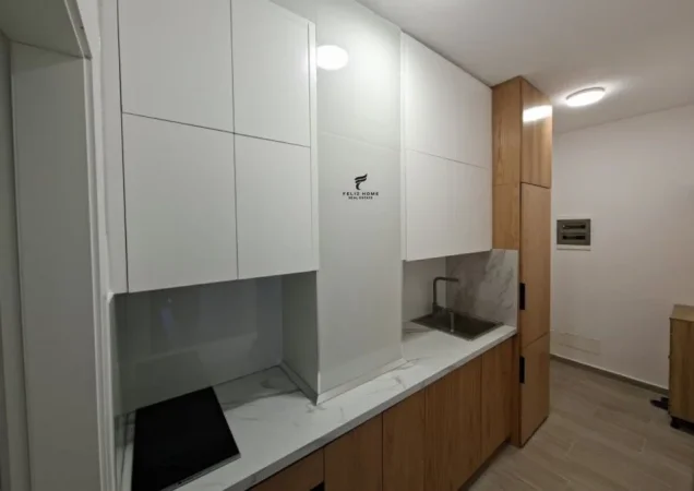 Tirane, jepet me qera apartament 1+1 Kati 2, 70 m² 750 € (MINE PEZA)