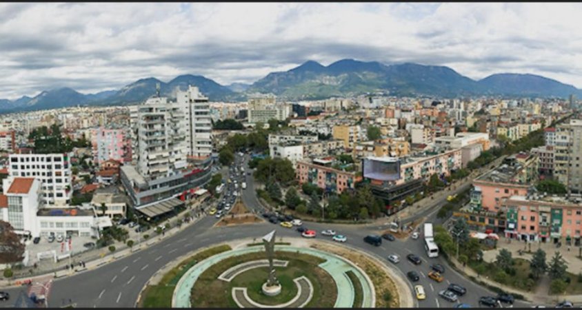 Tirane, jepet me qera apartament 1+1 Kati 3, 65 m² 750 € (Ring Center)