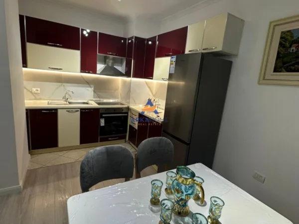 Tirane, shitet apartament 1+1+Ballkon Kati 2, 55 m² 95.000 € 