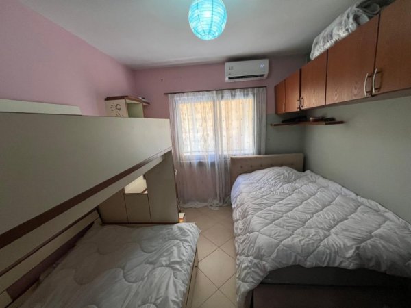 Tirane, shitet apartament 2+1+Ballkon Kati 3, 106 m² 165.000 € (YZBERISHT)