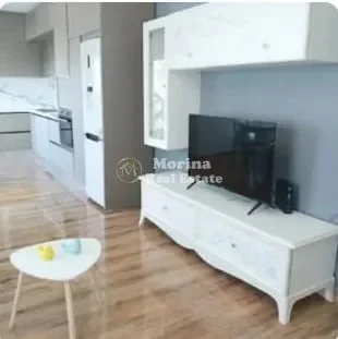 Tirane, jepet me qera apartament 1+1 Kati 9, 60 m² 700 € (21 Dhjetori)