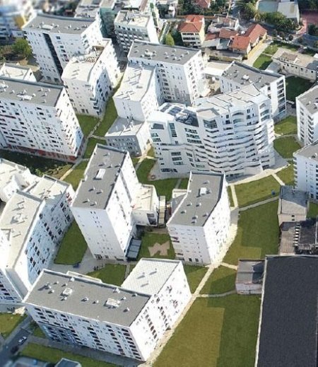 shitet-apartament-1+1-21-dhjetori-kompleksi-kontakt-id-m.jpeg