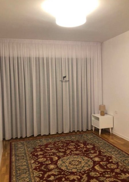Tirane, jepet me qera apartament 3+1 Kati 3, 170 m² 2.500 € (BLLOKU)