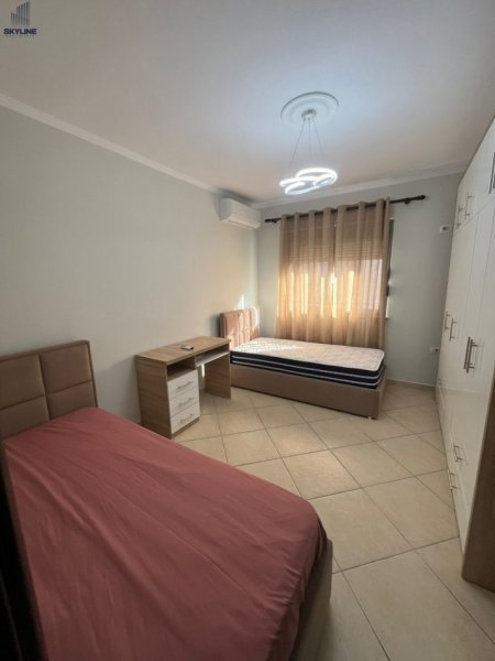 Tirane, jepet me qera apartament 2+1 Kati 4, 97 m² 600 € (Astir)