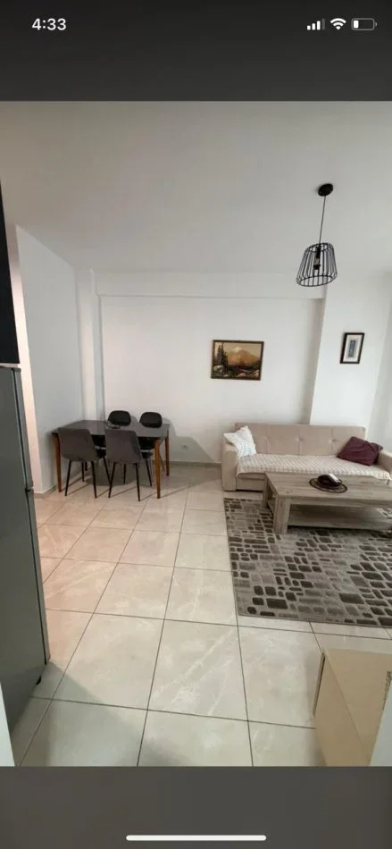 Tirane, jepet me qera apartament 1+1 Kati 3, 600 € 