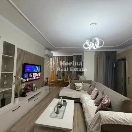 Tirane, jepet me qera apartament 3+1 Kati 3, 100 m² 1.200 € (Stadiumi Dinamo)