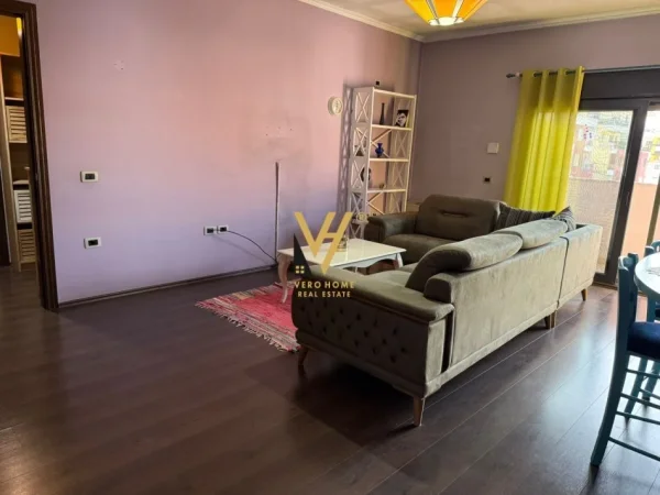 Tirane, shitet apartament 2+1+Ballkon Kati 7, 96 m² 145.000 € (YZBERISHT)