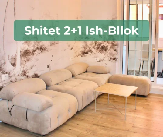 Tirane, shes apartament 2+1 Kati 3, 70 m² 240.000 € (Kafe Roma)