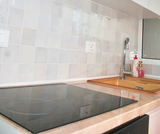 Tirane, shes apartament 2+1 Kati 3, 70 m² 240.000 € (Kafe Roma)