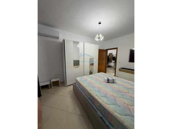 Tirane, jepet me qera apartament 2+1 Kati 4, 90 m² 600 € (Don Bosko)