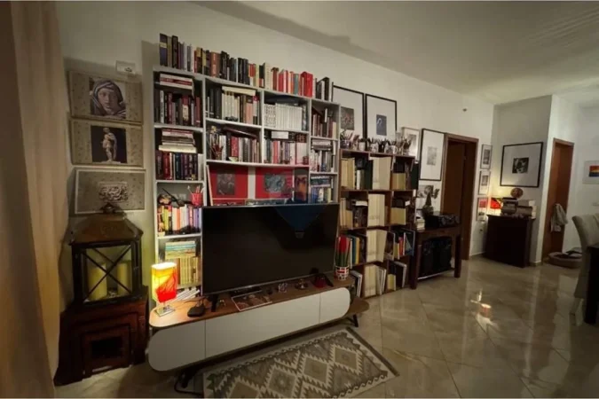 Tirane, shitet apartament 1+1 Kati 5, 74 m² 178.000 € (Rruga Robert Shvarc, Tiranë(ID: 530291027-2035)