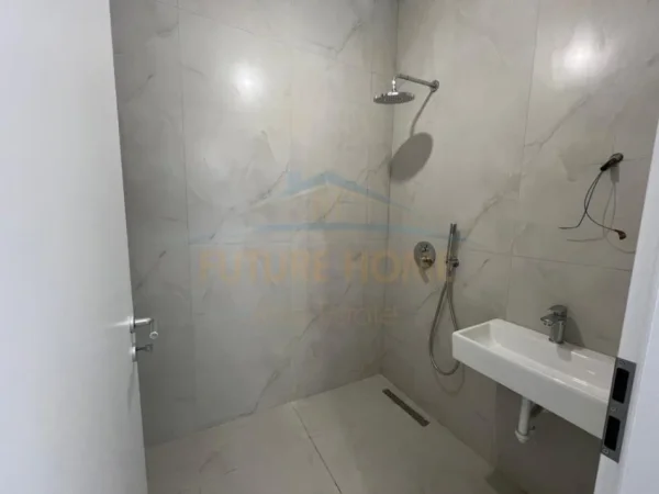 Tirane, shitet apartament 1+1 Kati 1, 46 m² 71.000 € 